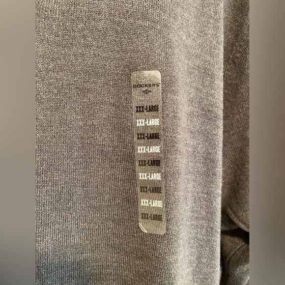 Dockers Men’s Sweater. - Picture 11 of 12